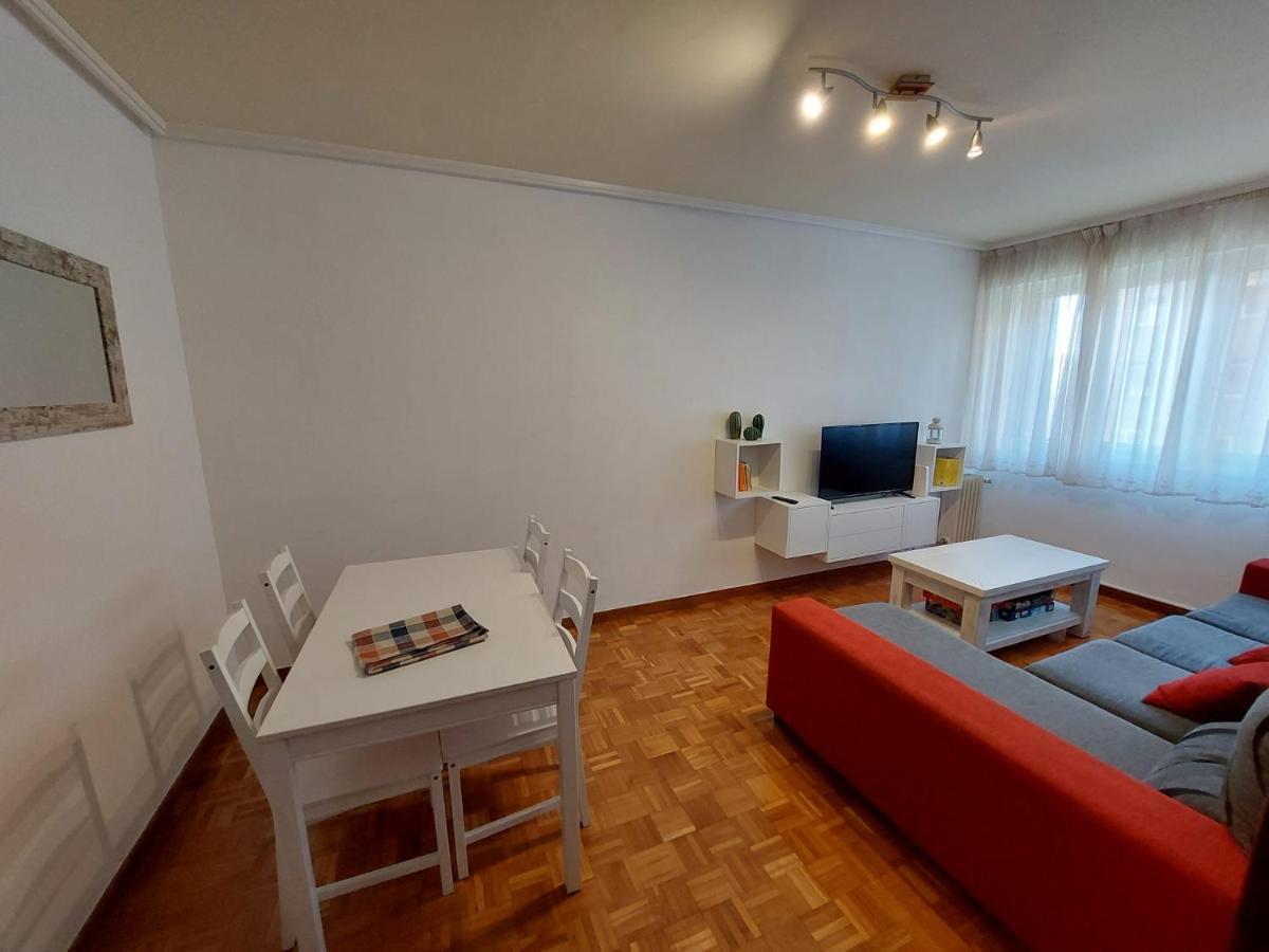 Апартаменты Piso Sencillo Y Acogedor Con Parking Gratuito Бараньяйн Экстерьер фото